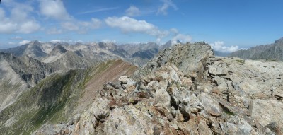 panorama dalla Cima di Naucetas.jpg