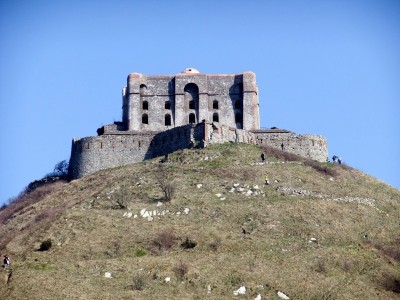 Il Forte Diamante dal basso