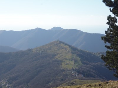 Monte Piani di Capenardo e Fasce sullo sfondo.JPG