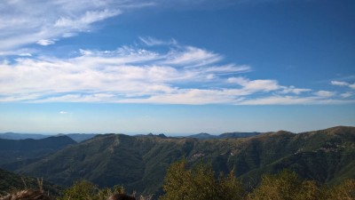 dalla cima verso la media-bassa Val Brevenna