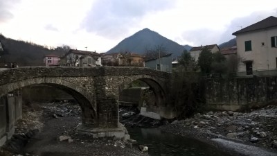 Il ponte di Bromia e il monte Acuto