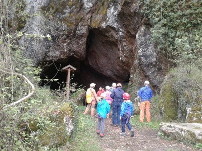 L'ampio ingresso della grotta