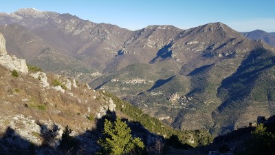 Le varie frazioni di castelbianco da imbocco sentiero dei giganti