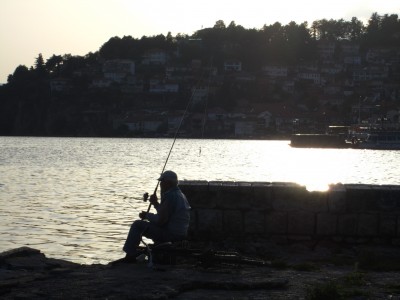 Pescatore all'ombra dell'ultimo sole...
