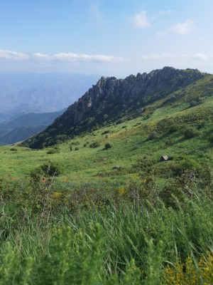 Bei paesaggi ma cammino durissimo prima della bufera di vento