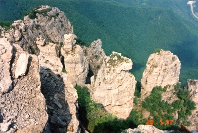 01 - Vista da vetta su torrioni Castellermo.JPG