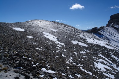 184 - Neve luccicante in cresta per Pas de la Cavale.JPG