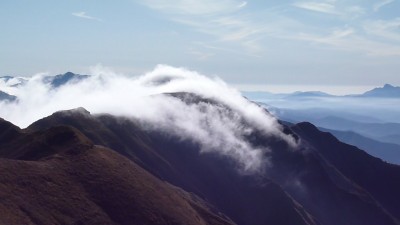 nebbia che scollina.JPG