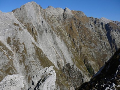 Dalla vetta, vista su Contrario e Cavallo