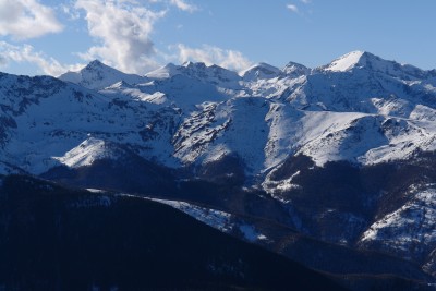 26 - Pizzo Roccate Conoia Rotondo Revelli e Mongioie dal Mindino.JPG