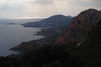 203 - Vetta rossa Ile des Vielles e mare d'oro tornando a Saint-Barthelemy piÃ¹ chiara.jpg