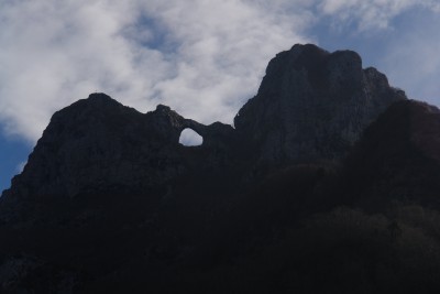 02 - Monte Forato da Orzale alla mattina piÃ¹ da vicino.JPG