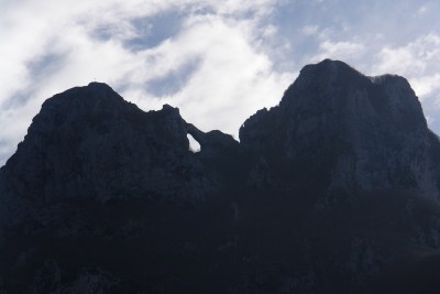 14 - Monte Forato avvicinandosi a Collemezzana piÃ¹ da vicino.JPG