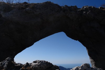 33 - Arco Forato e mare sullo sfondo piÃ¹ scura.jpg