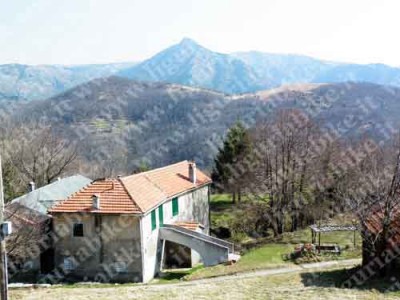 Case sul bivio sterrato zona &quot;Capobranco&quot;