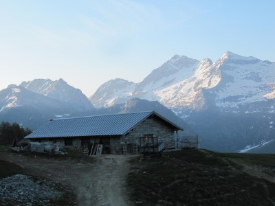 Colpo d'occhio sul gruppo del Nery e della Soleron