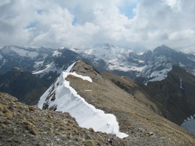 In cresta, verso il Bussola