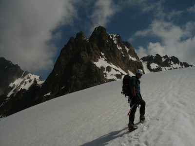 Nei pressi della Punta Remondino, con la Cima di Nasta