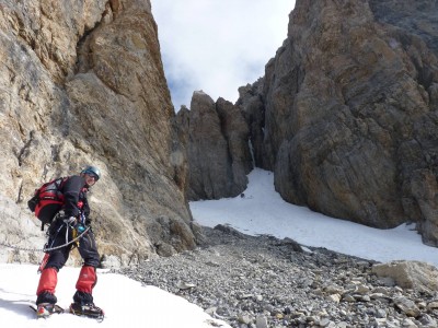 Verso la strettoia, parte scoperta, ma eventualmente aggirabile