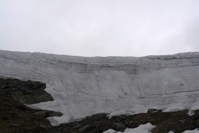 27 - Muro di neve al Passo di Luca.jpg