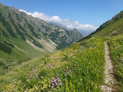 Salendo al lago.jpg