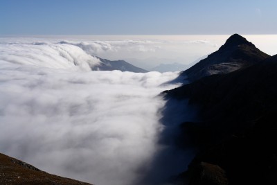 014 - Mare di nebbia e Pizzo d'Ormea dal Monte Rotondo.jpg