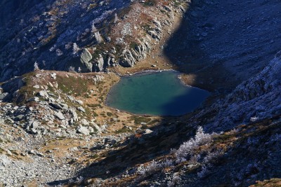 175 - Lago del Pizzo scendendo al Pian Revelli.jpg