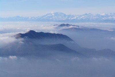 090 - Monterosa primo piano dalla Grignetta piÃ¹ da lontano.jpg