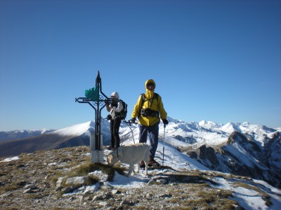 la prima cordata in vetta