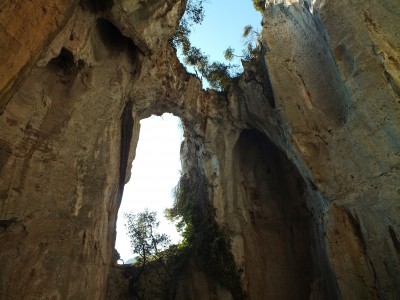 096 - Grotta dell'Edera da sinistra.jpg