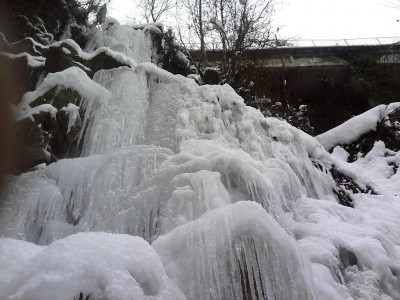 Cascata da sotto.jpg