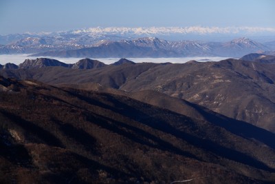 11 - Vista dalle Capanne di Cosola con Reopasso CravÃ¬ Figne Tobbio e Alpi Marittime.JPG