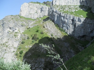 Si va a passare di la, sull'ultimo balconcino