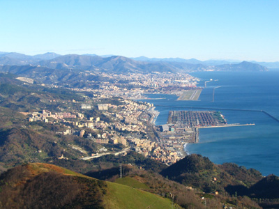 Genova vista dal Monte Pennone
