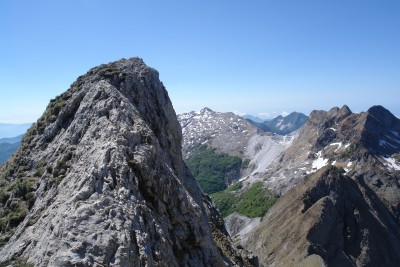 060 - Cresta Pisanino Tambura Cavallo e Zucchi Cardeto.JPG