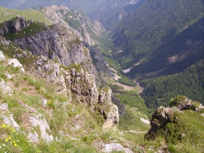 il baratro nei pressi della cima artesinera