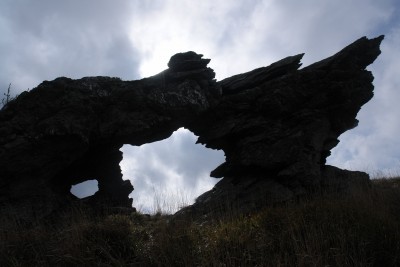 082 - Triplo arco 2 buchi molto piÃ¹ da lontano.JPG