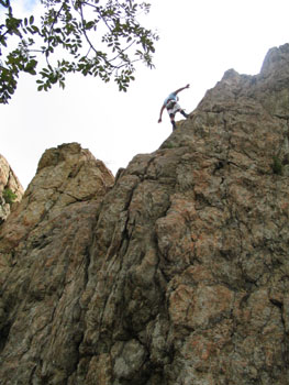 Arrampicata sui torrioni di Sciarborasca