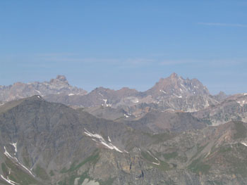 Brec e Aiguille del Chambeyron viste dal Pelvo