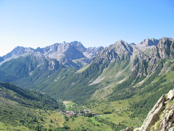 Vista della Val Maira e Chiappera dalla Provenzale