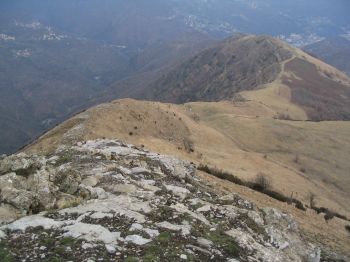 Monte Alpesisa - percorso di discesa
